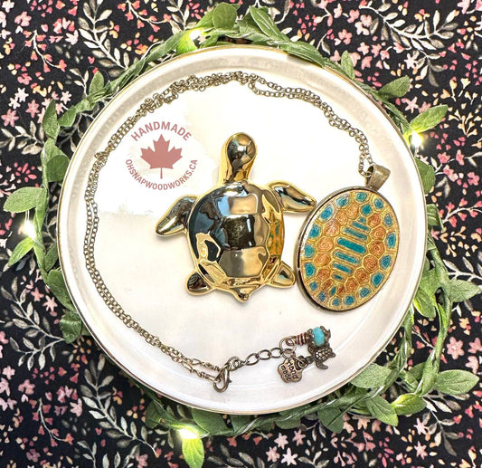 Turtle Shell Pendant - Gold & Blue